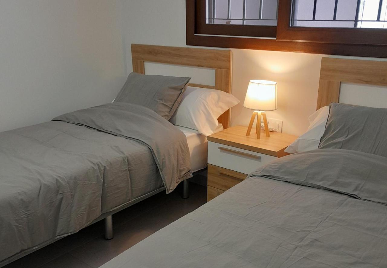 Shuske Apartment Pulpi Luaran gambar